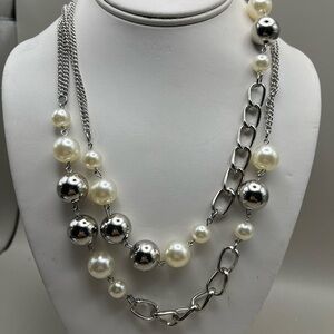 Elegant Silver and Pearl Necklace